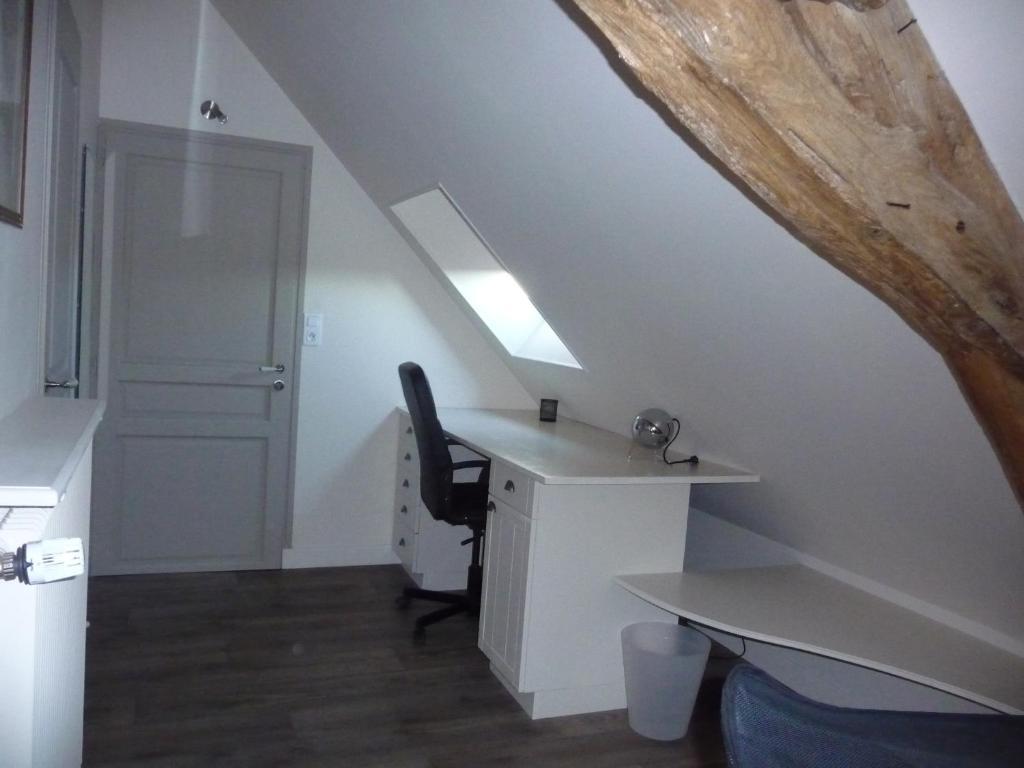 La Maison D'A Cote Bed & Breakfast Alencon Ruang foto